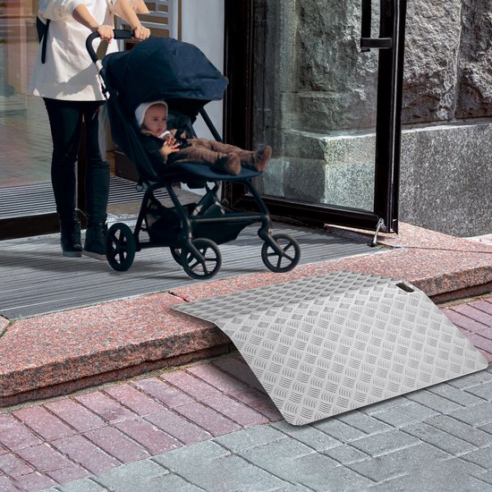 Vaste Oprijplaat Aluminium 209 x 97 cm - max. 815 kg - Tools-n-More Gereedschappen Vaste Oprijplaat Aluminium 209 x 97 cm - max. 815 kg - Tools-n-More Gereedschappen