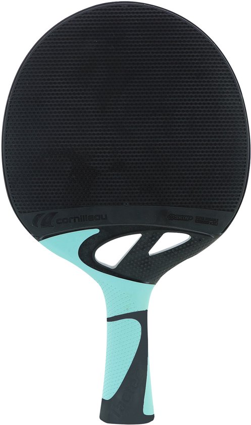 Tafeltennisbat met zwart profiel en lichtblauwe grip. "Cornilleau" logo op de kop.