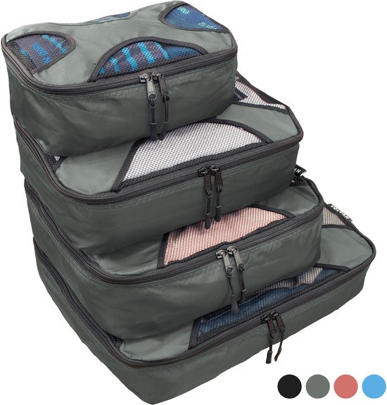 Set van vier grijze packing cubes, gestapeld. Met gaas aan de voor- en achterkant. Vier kleurstalen onderaan: zwart, grijs, roze en blauw.