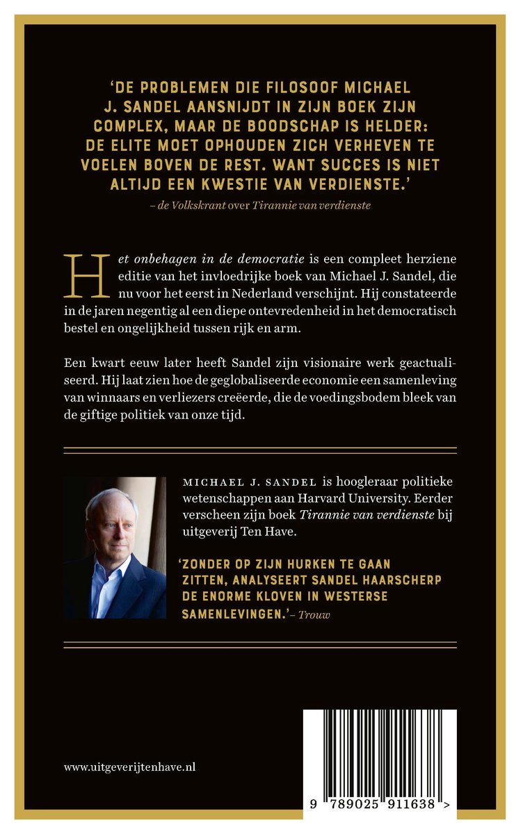Achterkant van een boek met tekst en een foto van Michael J. Sandel. Zwarte tekst op een crème achtergrond.
