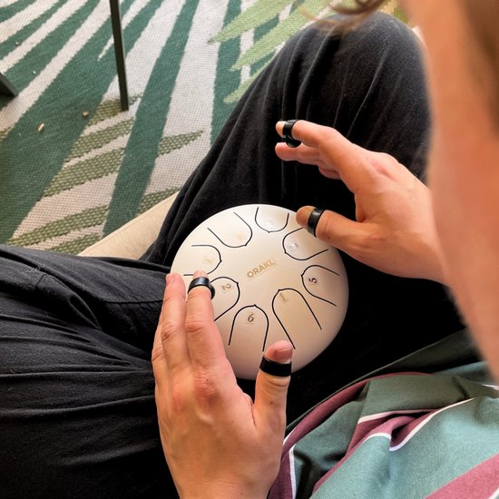Orakl ® - Tongue Drum Echo Wintermist - Inclusief lesboek - Handpan ø 16 cm - Tongue Drum - Handpan Drum - Steel Tongue Drum - Klankschaal - Geluidstherapie van Orakl — afbeelding 3