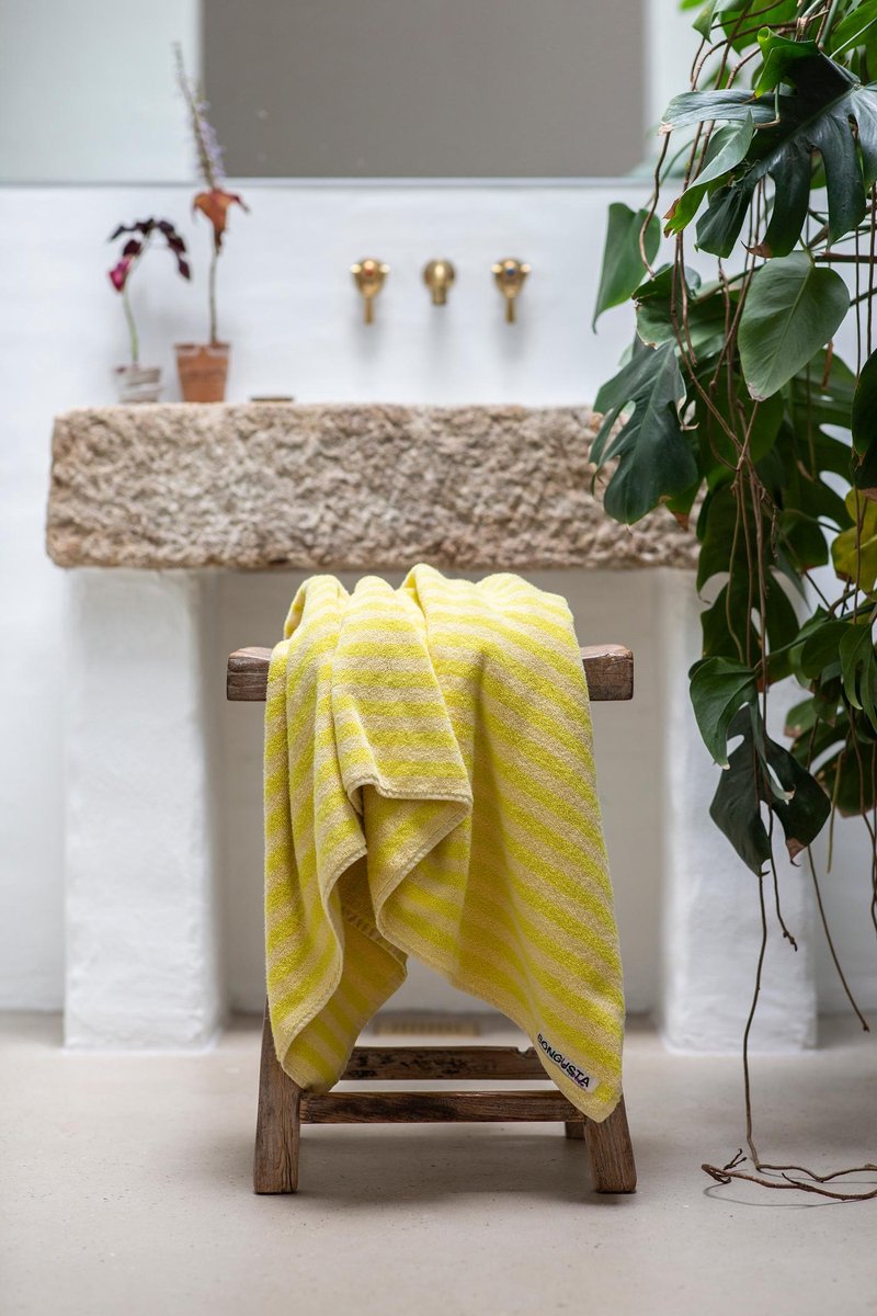 Bongusta Hhanddoek Neon Geel Streep 70 x 140 cm Naram