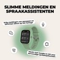 Lichtgroene smartwatch toont sportmodus met 'Walking', 'Running', 'Treadmill'. Iconen voor meldingen, telefoon, microfoon & bel.