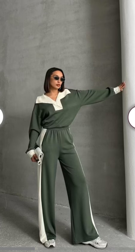 Dames Trainingspak- Loungewear- Van Lycra Met Wijde Pijpen In Modale Stof - Groen Maat M