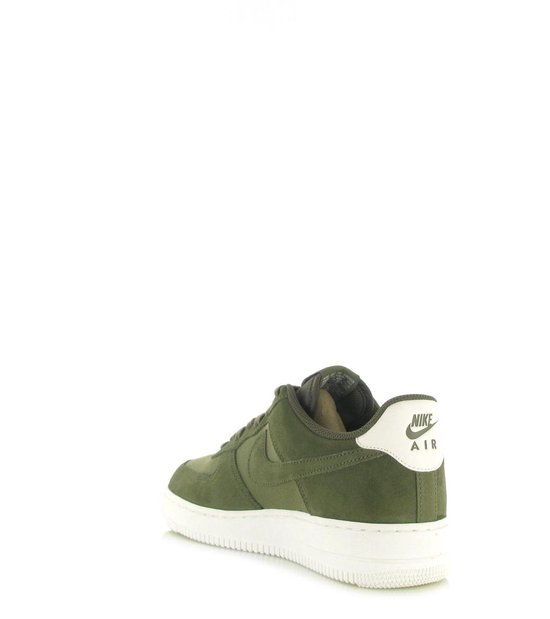 Nike Air Force 1 07 Suede Groen - 41 | bol.com