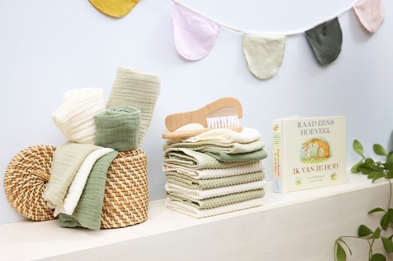 Meyco Baby Uni washandjes - 3-pack - pre-washed hydrofiel - naturel/soft olive/olive green - 20x17cm van Meyco Baby — afbeelding 3