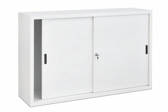 Witte kast met twee schuifdeuren, waarvan één met een sleutel.