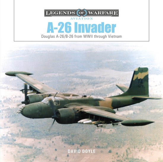 Douglas A-26 Invader vliegtuig met camouflagepatroon in de lucht. Tekst: Legends of Warfare Aviation A-26 Invader.