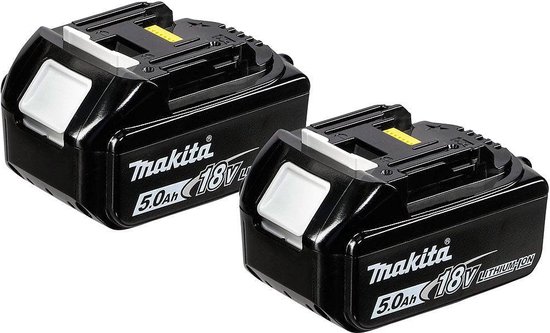 Twee zwarte Makita 18V 5.0Ah lithium-ion accu's met witte ontgrendelknoppen en gele contacten.