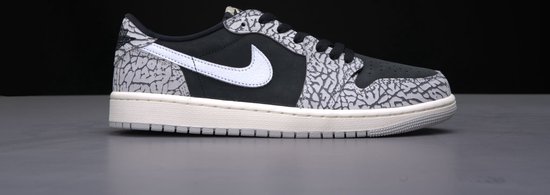 Jordan 1 Retro Low OG Black Cement (Women's) - CZ0775-001 - Maat 36.5 - ZWART - Schoenen