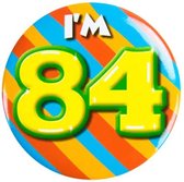 Button 84 Jaar - Button met speld (55mm) - Leeftijd badge - 84 Jaar versiering - Accessoires - Rozet I'm 84 - Verjaardag jongen / meisje / man / vrouw - Button 84 Jaar