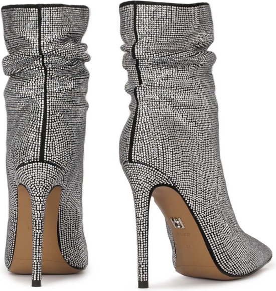 Sparkly booties decorated with silver crystals bol