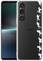 Cazy Hoesje geschikt voor Sony Xperia 1 V Horses in Motion - Wit