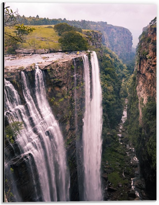 Dibond - Bergen - Water - Waterval - Bomen - Bosjes - 30x40 cm Foto op Aluminium (Wanddecoratie van metaal)