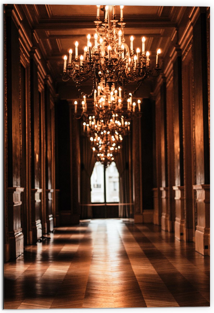 Dibond - Kroonluchter in de Hal - 70x105 cm Foto op Aluminium (Wanddecoratie van metaal)