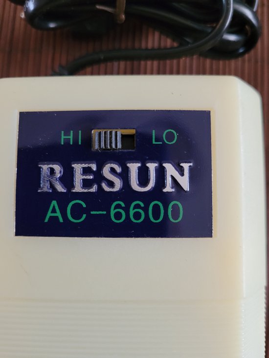 Luchtpomp Resun AC 6600 2 uitgangen Incl.terugslagkleppen