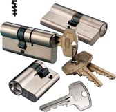 DOM Plura gelijksluitende combinatieset à 3 cilinders SKG** 1x 30-30mm en 1x30-45mm en 1x0-30mm