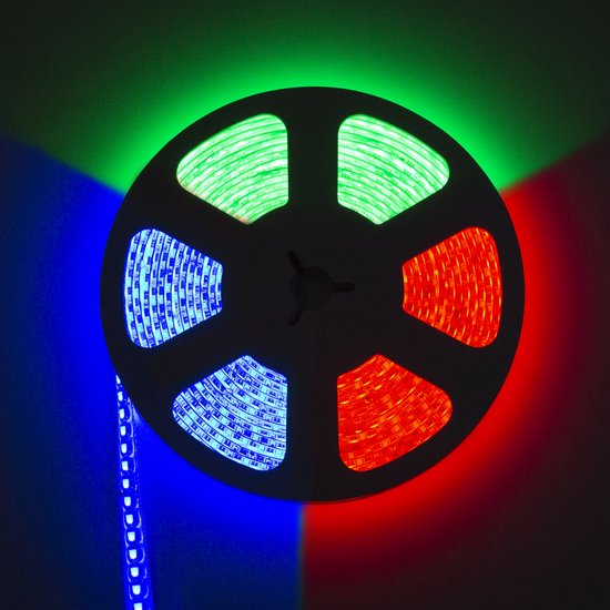LEDStripXL - LED Strip SET - 800 RGB LEDS - 5 meter - Inclusief Afstandsbediening - Inclusief Stroom Adapter - 24 Volt - Spat Waterdicht
