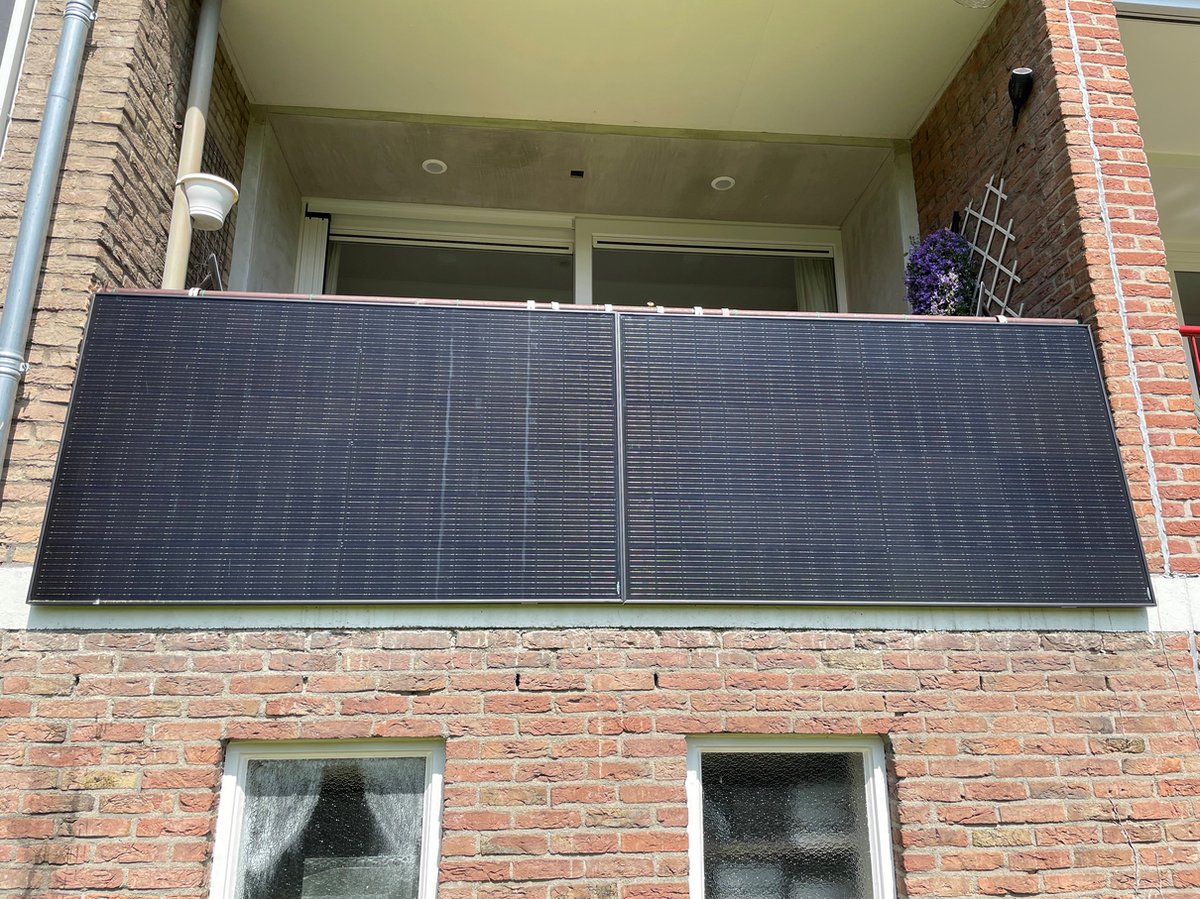Zonnepanelen balkon 2 panelen 740Wp bol