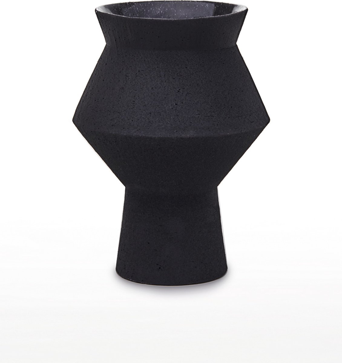 Element Accessories grillige hoekige ronde vaas in keramiek: CUZCO 27ZW zwart