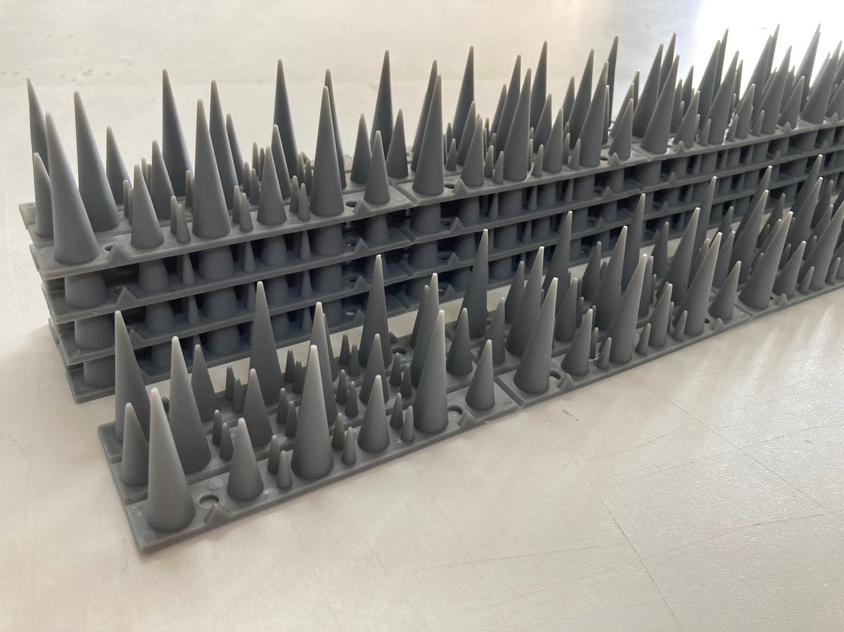 Black Beauty Bird Spikes - Grijs - 5 stuks - Vogelweringspinnen, vogelpinnen, duivenpinnen, anti katten klim strips, vogelschroot, duivenverjager, vogelverjager, vogelwering, duivenwering, kattenpinnen, marterpinnen