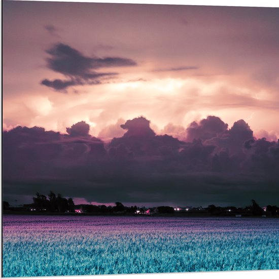 Dibond - Zonsondergang - Landschap - Wolken - Kleuren - 80x80 cm Foto op Aluminium (Wanddecoratie van metaal)