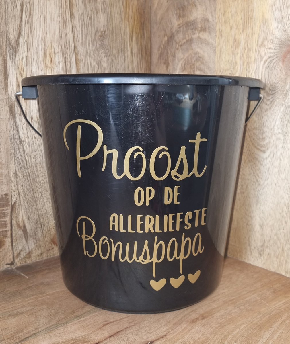 Goedkoopste Cadeau Emmer proost op de allerliefste bonuspapa