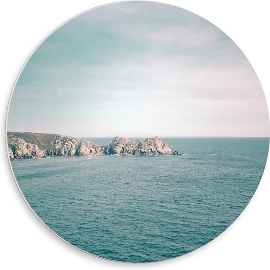 PVC Schuimplaat Muurcirkel - Oceaan - Zee - Rots - Stenen - Water - 50x50 cm Foto op Muurcirkel (met ophangsysteem)