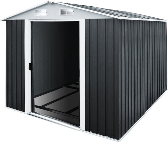 Donkergrijs metalen tuinhuis met witte kozijnen en een schuifdeur die openstaat, toont de binnenkant met planken.