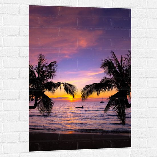 Muursticker - Silhouet van Palmbomen Hangend boven het Strand op Zomerse Avond - 70x105 cm Foto op Muursticker