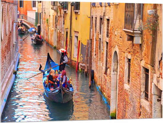 Acrylglas - Toeristen in Gondels over de Wateren van Venetië - 100x75 cm Foto op Acrylglas (Met Ophangsysteem)