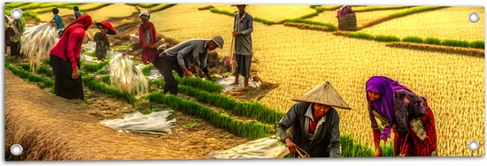 Tuinposter – Aziatische Mensen aan het Werk in het Landschap - 90x30 cm Foto op Tuinposter (wanddecoratie voor buiten en binnen)