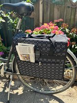 ENKELE FIETSTAS-WATERAFSOTTEND-MAAT:35.5cmx14.5cmx31.5cm= 16 LITER- ZWART&WIT