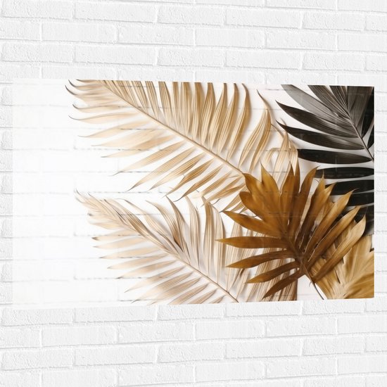 Muursticker - Tropische Bladeren in Goudtinten tegen Witte Achtergrond - 120x80 cm Foto op Muursticker