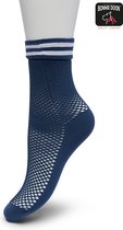 Bonnie Doon Dames Fishnet Sok met Sportieve Streepboord Dichte Zool en Teen Voor Meer Draagcomfort Donker Blauw 36-42 - Rekbaar Van Net Boven Enkel tot Stukje Boven Enkel te Dragen - 90% Polyamide - Fisnet - Mode - Trendy - Bearing Sea - BP221430.131