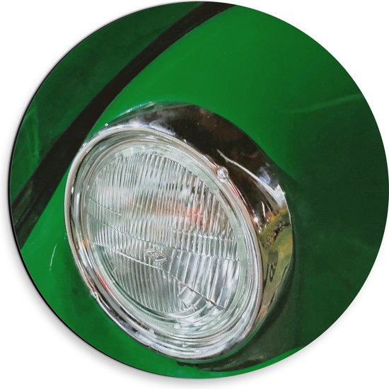 Dibond Muurcirkel - Close-up van Ouderwetse Koplamp op Groenkleurige Auto - 30x30 cm Foto op Aluminium Muurcirkel (met ophangsysteem)