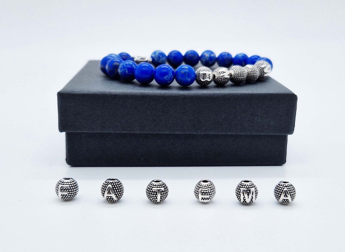 Handgemaakte Natuurstenen armband met metaal naam "Lapis Lazuli" - Met je naam of de naam van uw geliefde- 8 mm diameter van de korrel- Diameter armband 20 cm - Een mooi cadeau voor familie en vrienden