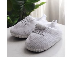 WVspecials Sneaker Sloffen Wit - Sloffen - Pantoffels - Yeezy sloffen - Comfortabel - Maat 35/42 One Size - Unisex - Winter - Black Friday - Sinterklaas
