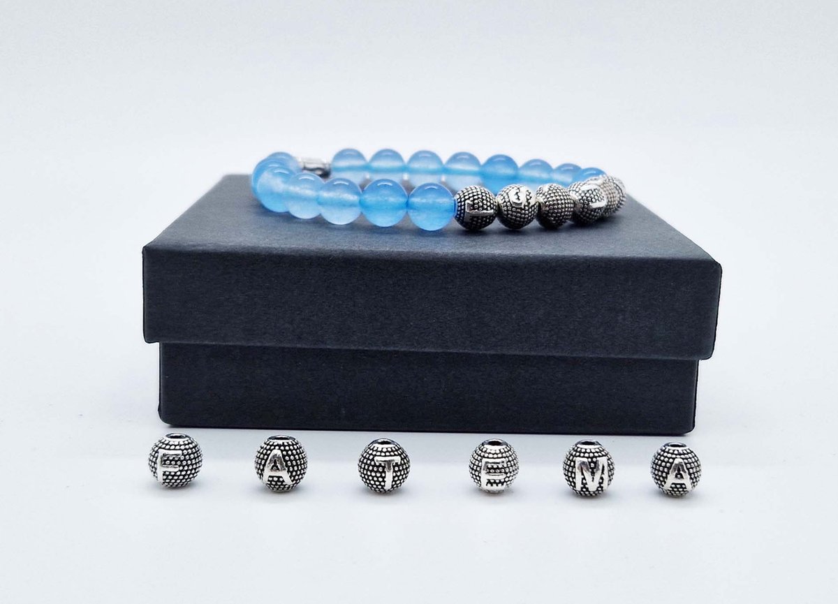 Handgemaakte Natuurstenen armband met metaal naam " Blauwe Jade " - Met je naam of de naam van uw geliefde- 8 mm diameter van de korrel- Diameter armband 20 cm - Een mooi cadeau voor familie en vrienden