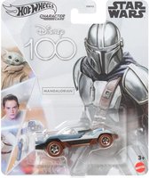 Bol.com Hot Wheels Disney 100 Years Star Wars Manalorian Character Car 2023 Release aanbieding