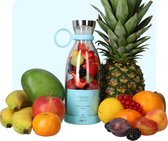 Blauwe Draadloze Blender To Go - Smoothie maker voor onderweg! - Draagbare mini blender blauw - Mixer voor smoothies - Draadloos opladen mogelijk! - Handmixer voor gezonde drankjes