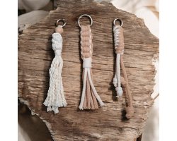 Sleutelhanger- Macrame Pakket- 3 Stuks - Ecru- Camel- Macrame Bag Charm - Tashanger-Macrame voor beginners en gevorderden-Dobbelspel Cadeau-Complete set- Cadeau Idee-Sinterklaas - Kerst