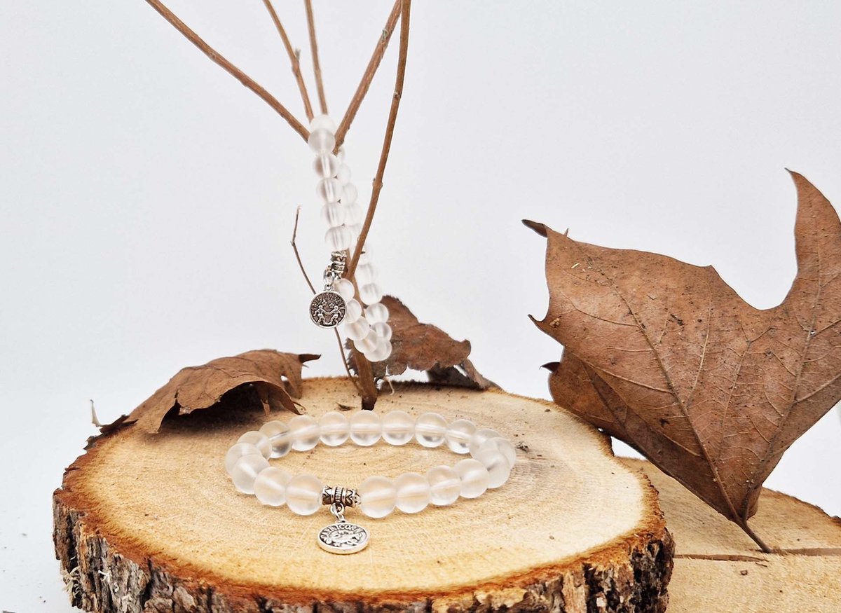 Handgemaakte natuursteen Geluksarmband met hanger "Astrologische Symbolen "Selenite" -10 mm diameter van de korrel- Diameter armband 20 cm - Kies je favoriete Astrologische Symbolen - Een mooi cadeau voor familie en vrienden