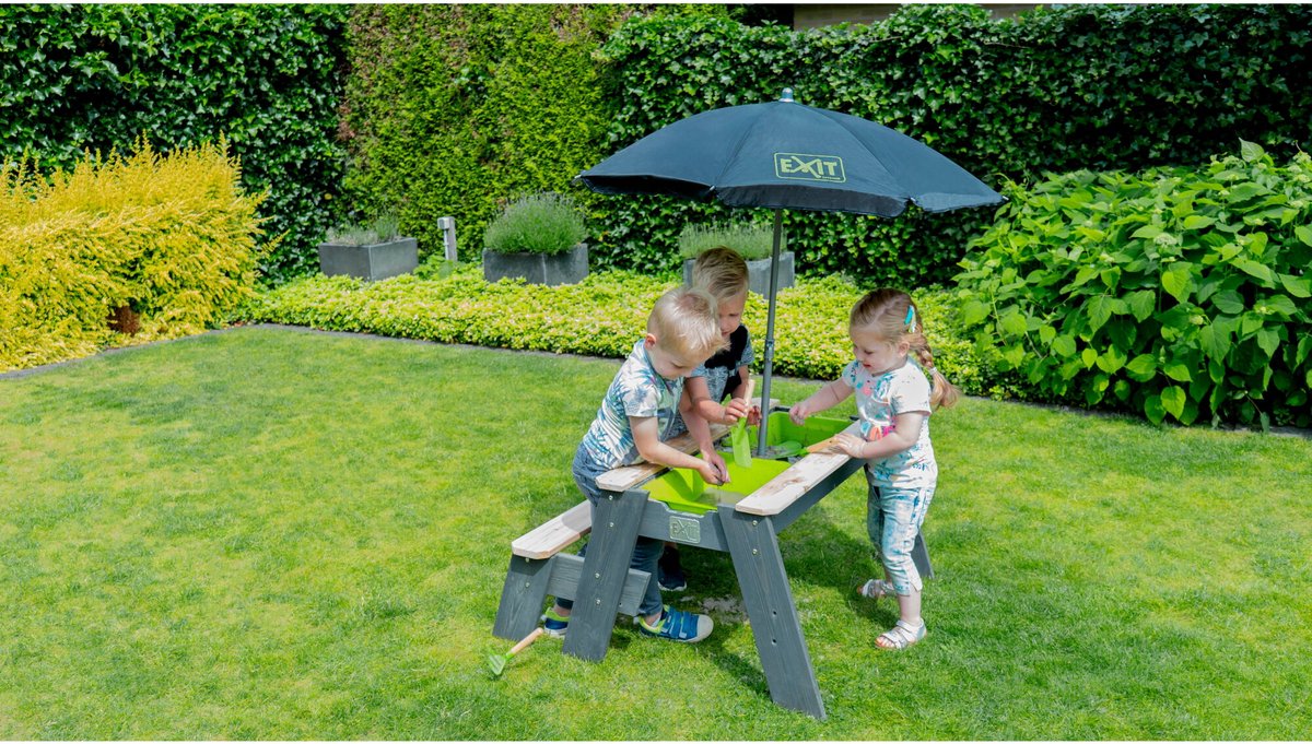 EXIT Aksent zand-, water- en picknicktafel (1 bankje) met parasol en tuingereedschap