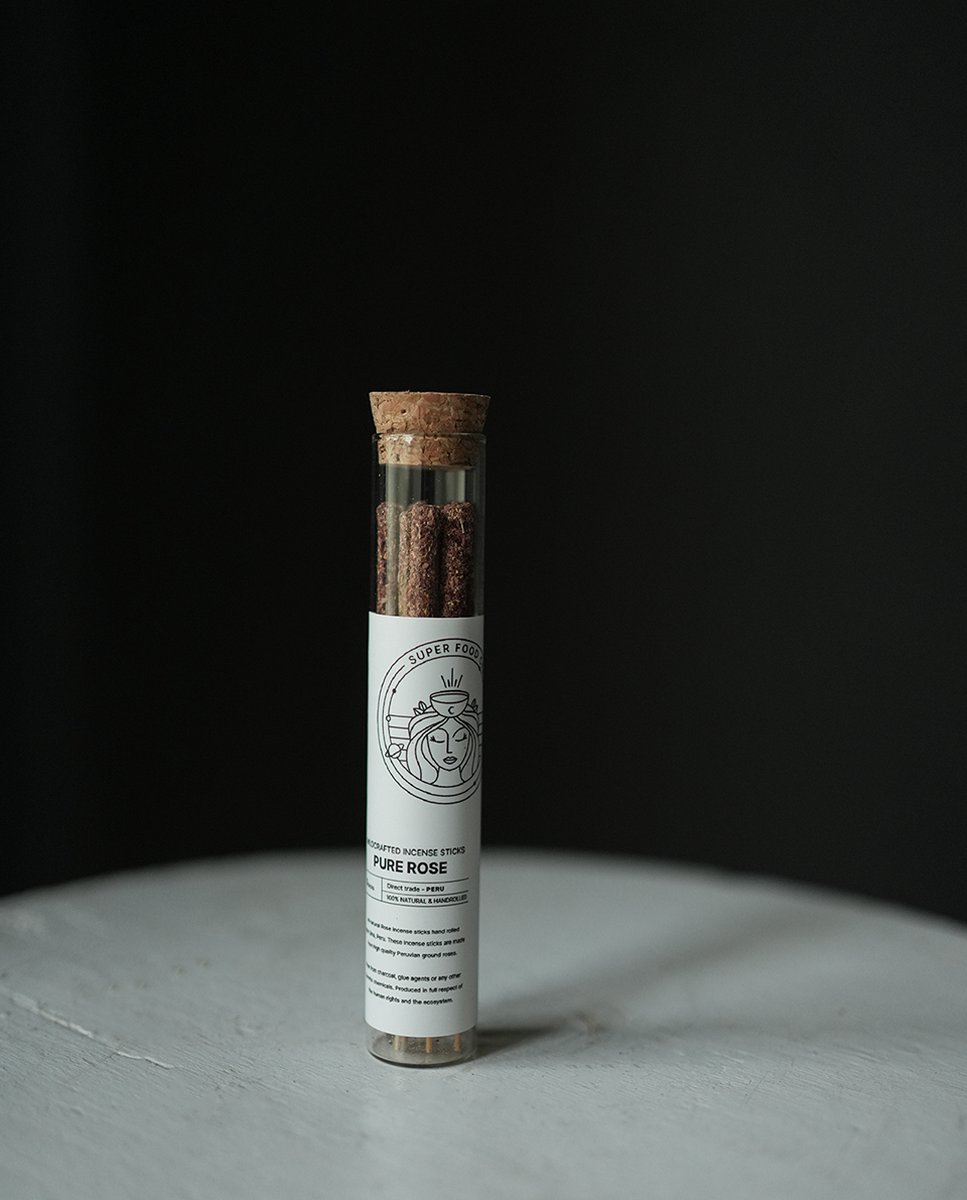Super Food Ceremony - Wierook stokjes – 100% Authentiek PURE ROSE - Rechtstreeks uit PERU - 9 incense sticks - Holistic support - Stokjes - Yoga en Meditatie - energetische reiniging