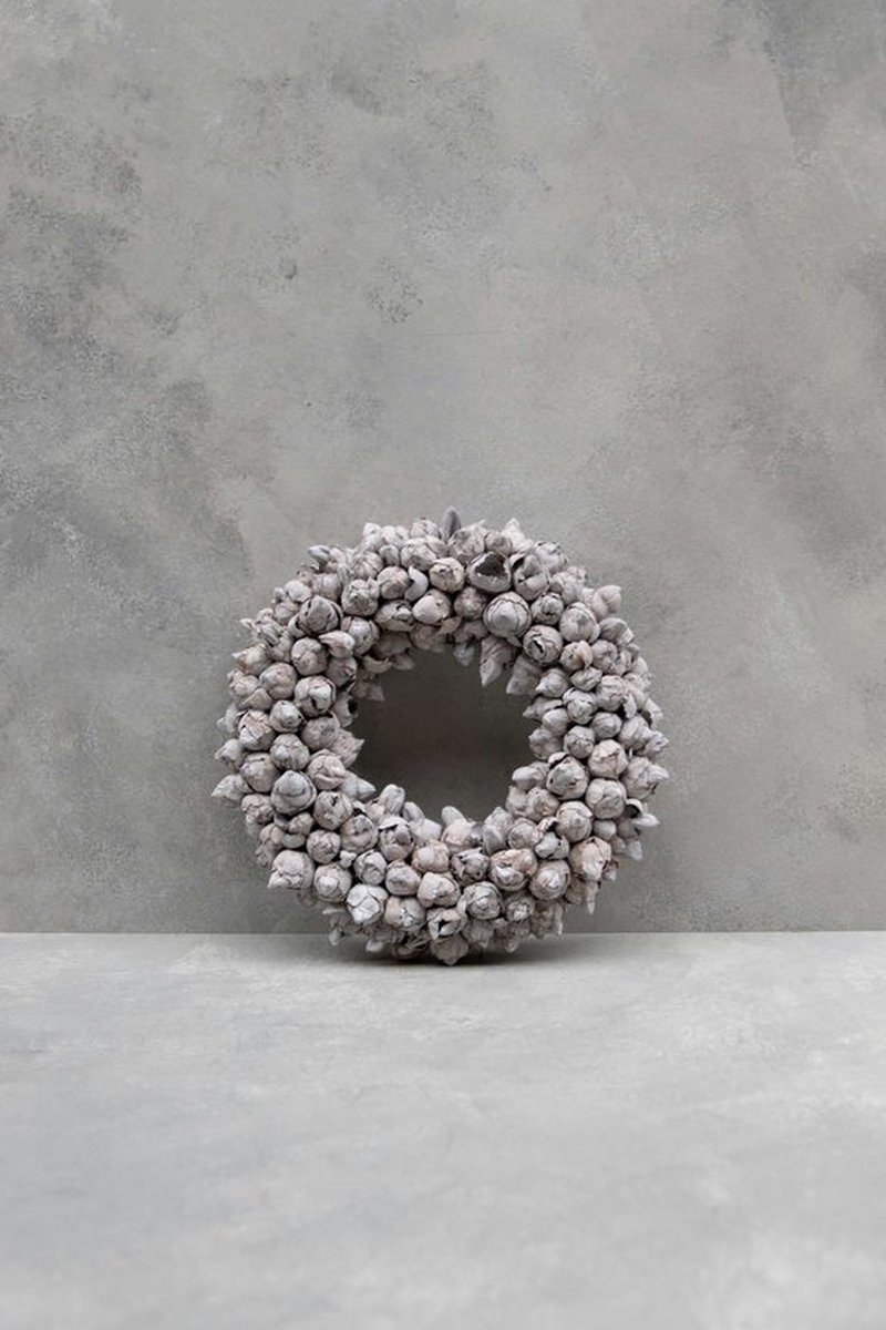 Couronne Krans Coco fruit wreath grey mist 40 cm - Krans coco fruit grijs - Landelijk sober robuust.