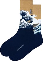 Kunst sokken - De Grote Golf van Kanagawa: Hokusai - Sokken Heren 41 46 - Biologisch Katoenen Sokken - funny socks happy - Vrolijke Sokken - Grappige Sokken - Sokken Cadeau