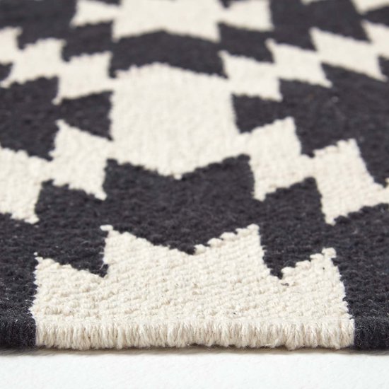 Homescapes Tapis Kilim en coton à motif géométrique noir et blanc - Zurich - 66 x 200 cm