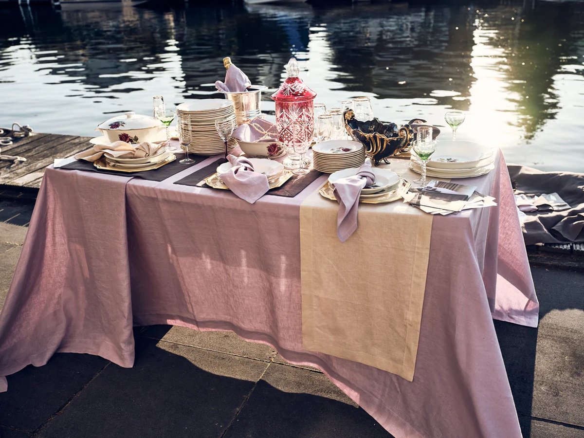 VANLINNEN - Linen Lilac tablecloth - natural 100% linen - 180cm x 360cm - lila linnen tafelkleed