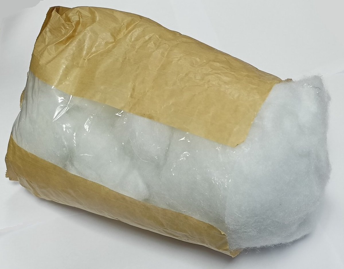 Guling Prosoft™ met Low Sweat 100% Easyrest™ Prosoft™ gesiliconeerde ademende holle duurzame anti allergeen Microvezelvlokken 1 Kg. Navulling Vegan Bantal Pollo -Indische guling. Goeling--Bolster-Yoga-Zorg-lichaamskussen LET OP ALLEEN EXTRA VULLING.#